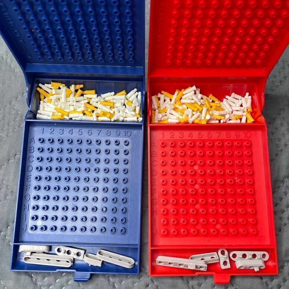 Vintage Travel Battleship Game - Picture 9 of 9
